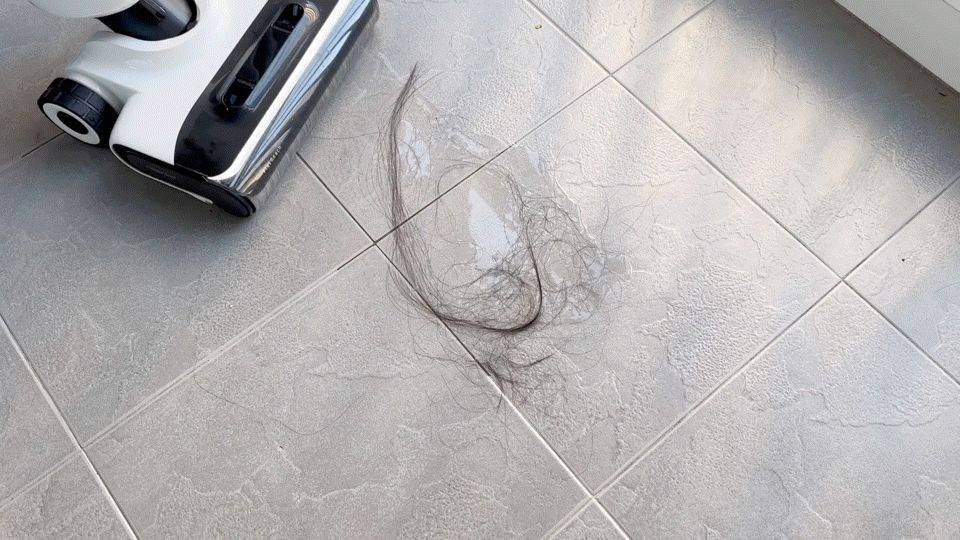 清洁死角？头发缠绕？滚刷发臭？选洗地机如何绕开这些痛点？
