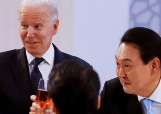 三大消息：朝鲜称呼彻底变了！中国援助突然现身；马斯克被火速警告