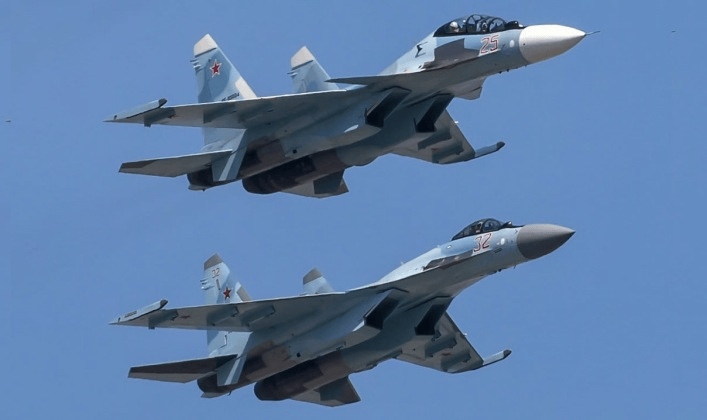 美媒:伊朗欲购中国重型战斗机,不需要歼10,歼16靠隐身击落F-35
