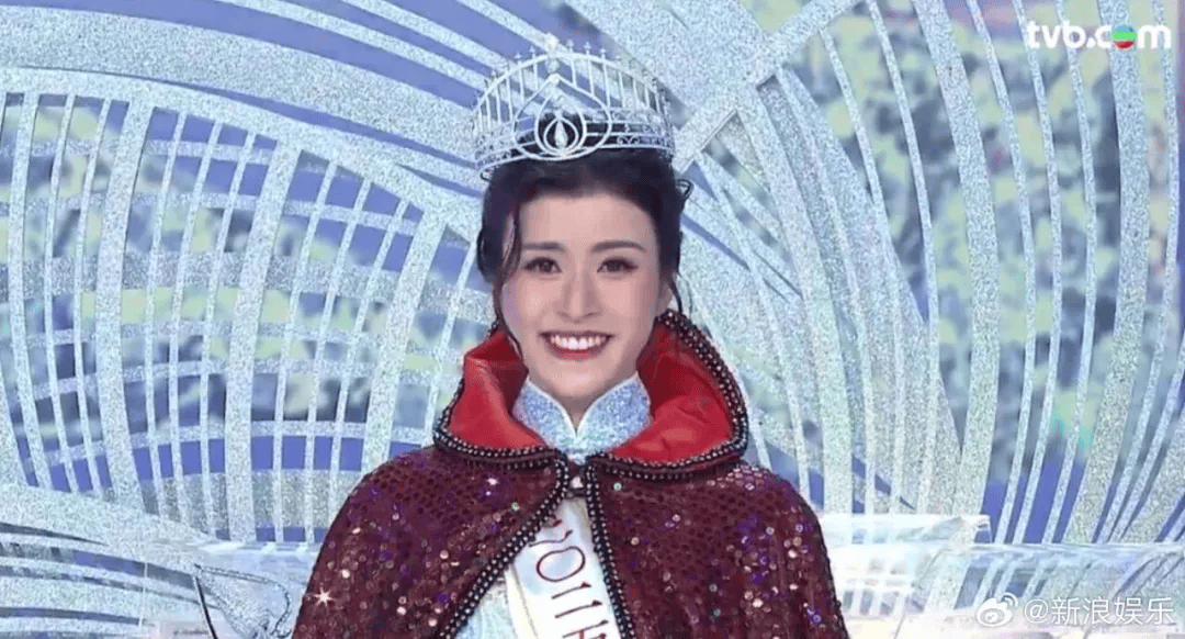 2025年香港小姐冠军是她!
