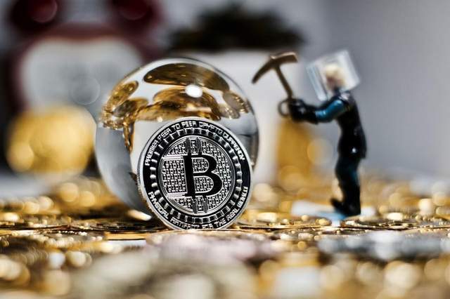 谁有btc(谁有那么大的力气提得起这杆大秤呢?改为陈述句)