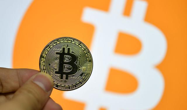 发明btc(发明调休的人李登)
